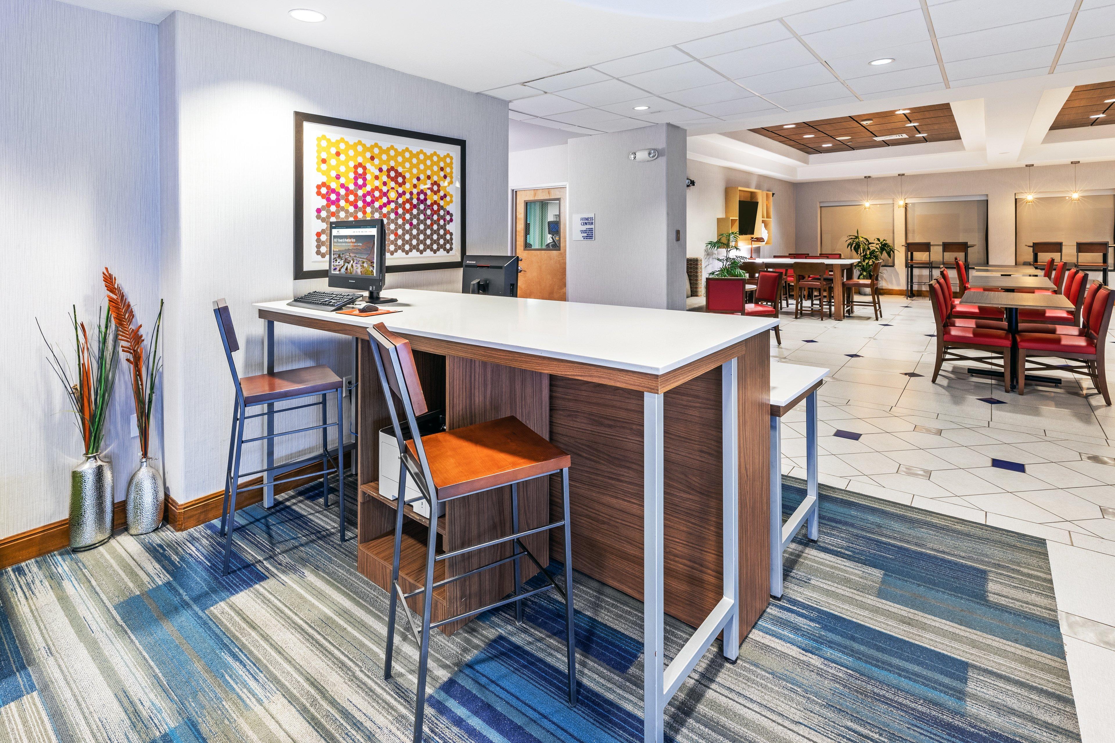Holiday Inn Express Hotel & Suites Austin Ne-Hutto By Ihg Exterior photo